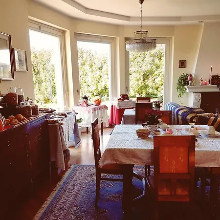 La Casa Di Susy-verona לינה וארוחת בוקר ורונה