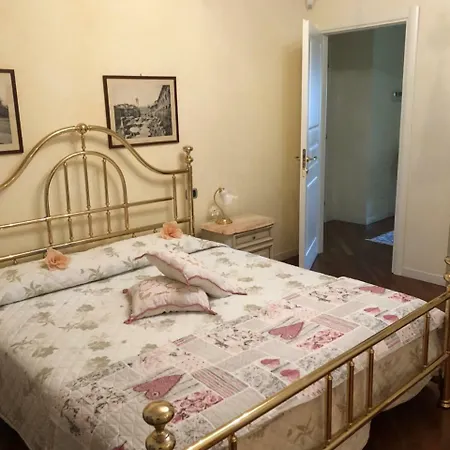 לינה וארוחת בוקר La Casa Di Susy-verona